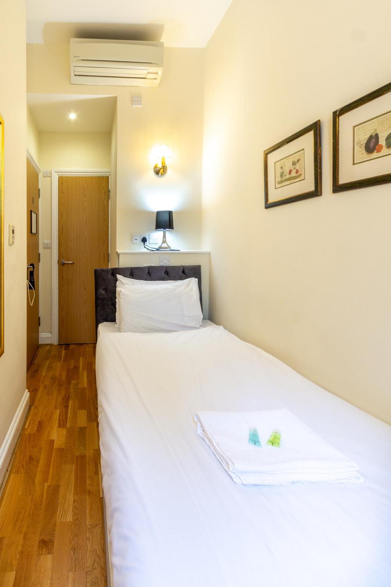 לונדון Coronation Hotel מראה חיצוני תמונה