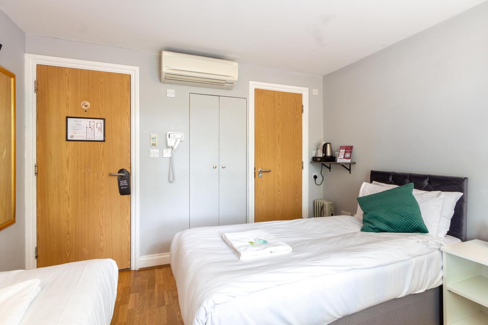 לונדון Coronation Hotel מראה חיצוני תמונה