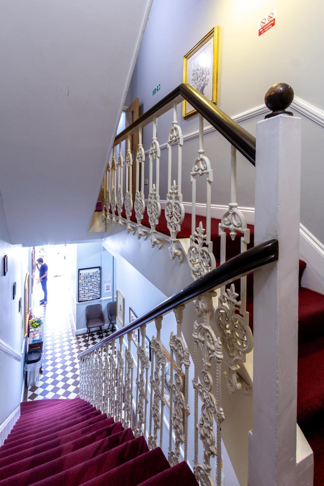 לונדון Coronation Hotel מראה חיצוני תמונה